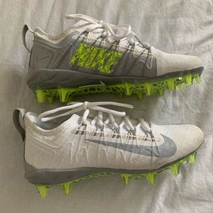 Nike Alpha Huarache 7 elite lacrosse cleat